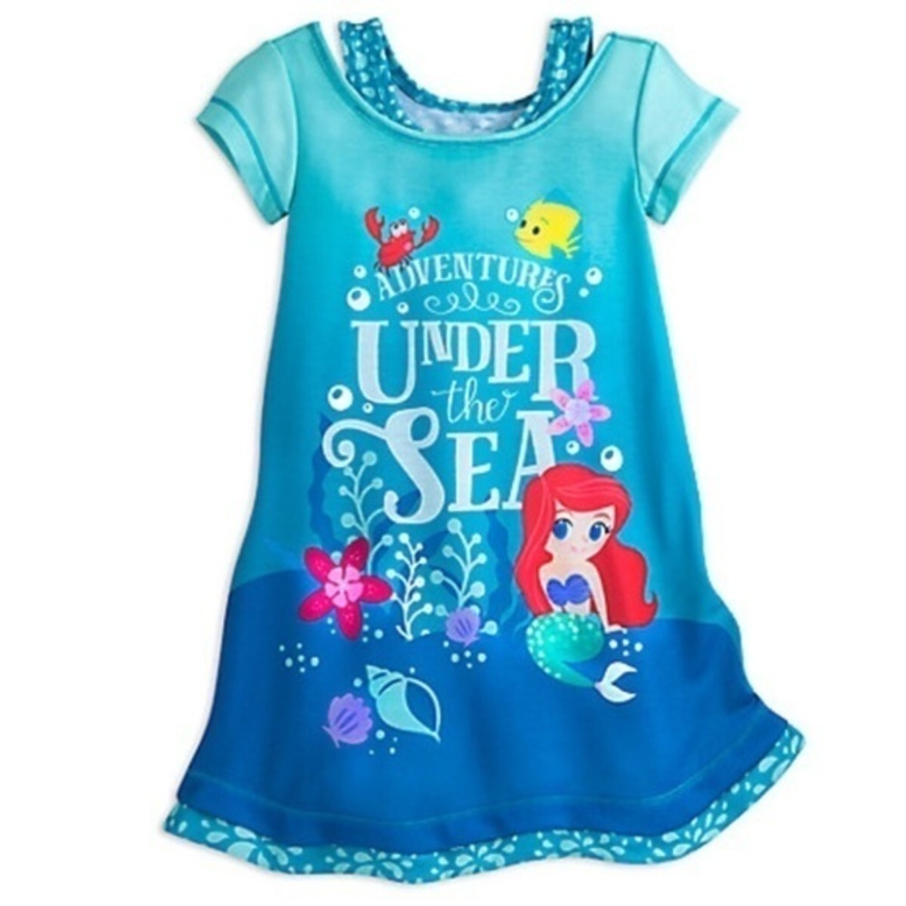 🆕pajamas Disney store nightshirt